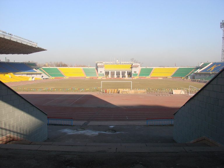 Central Stadium Almaty trước trận Kairat vs Omonia