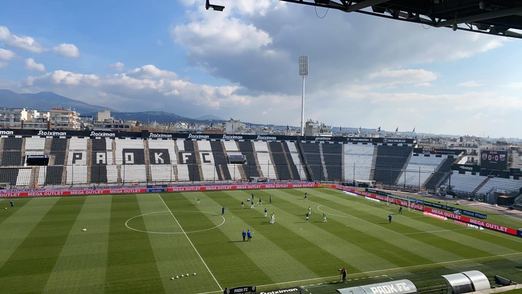 Toumba Stadium trong bản tin vòng loại Europa League 2026