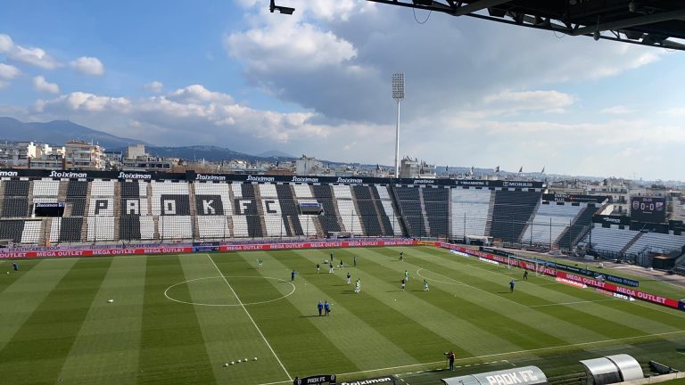 Toumba Stadium trong bản tin vòng loại Europa League 2026