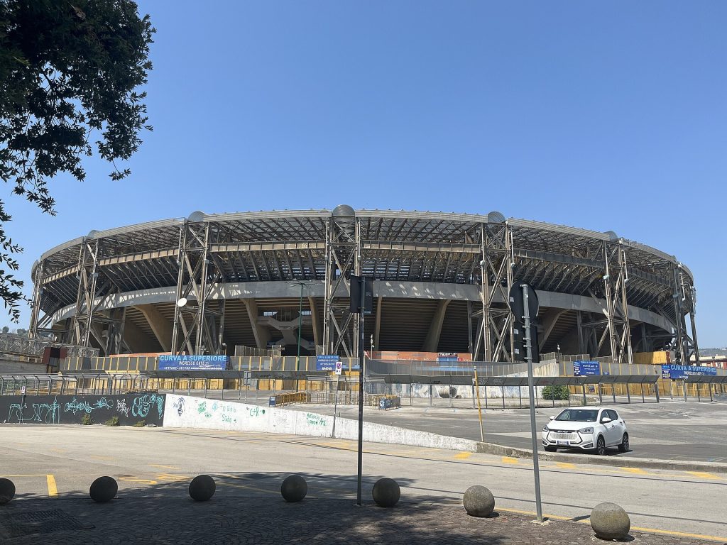 Toàn cảnh Stadio Diego Armando Maradona của Napoli