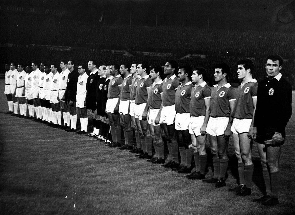 Santos và Benfica tại Intercontinental Cup 1962
