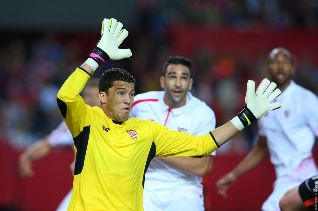 Sevilla thi đấu tại Europa League năm 2016
