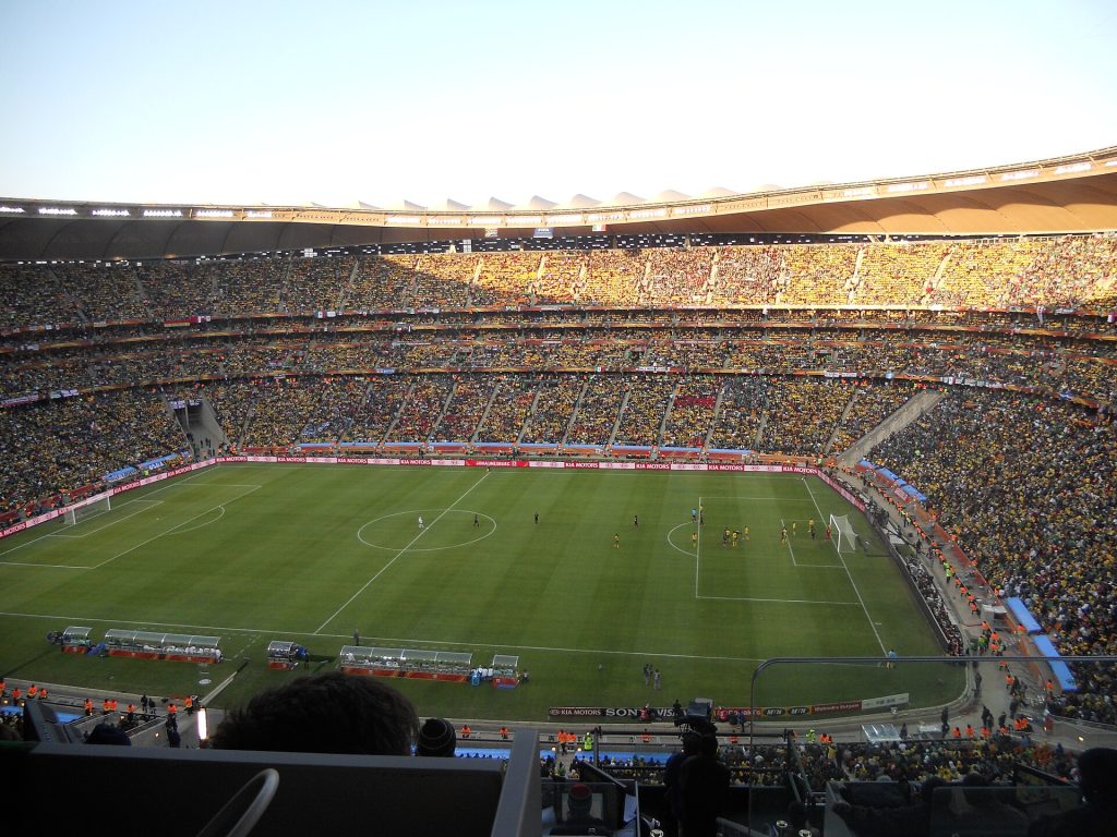 FNB Stadium tại Johannesburg, sân bóng lớn của Nam Phi