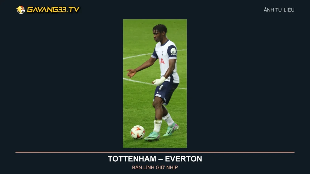 Ảnh tư liệu cầu thủ Tottenham trong trận gặp Rangers